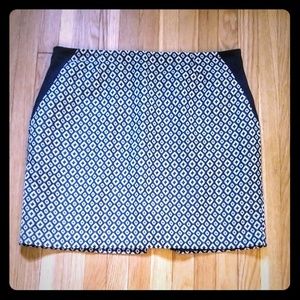 Midi skirt, diamond design